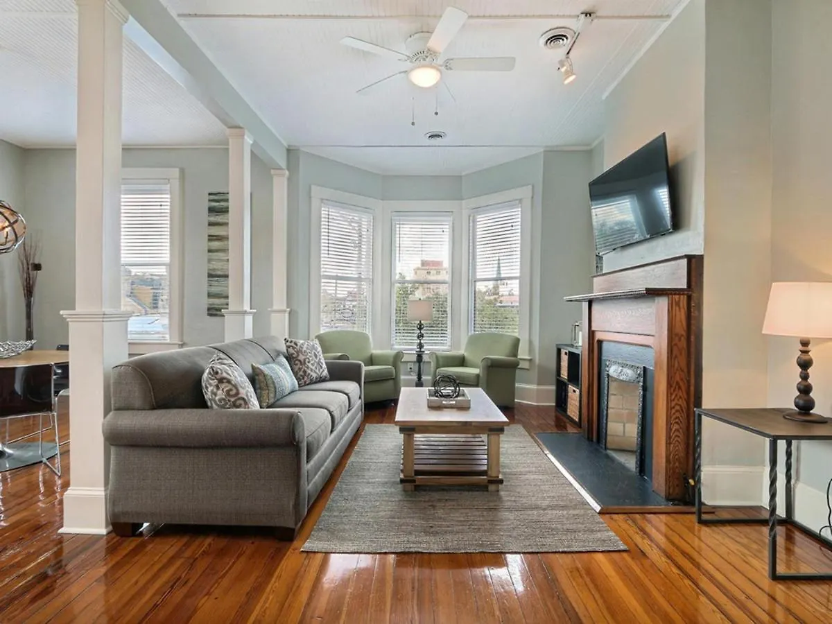 Lafayette Row Unit 3 location