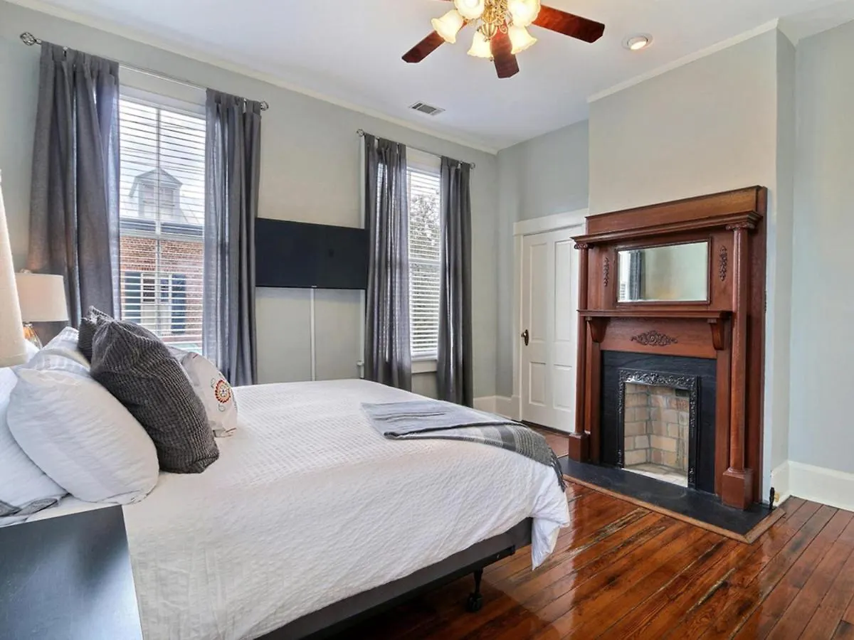 Lafayette Row Unit 3 Apartment Savannah 0*,