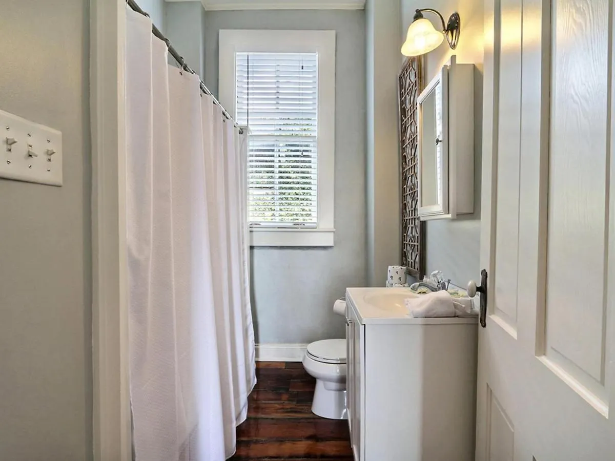 Lafayette Row Unit 3 Apartment Savannah