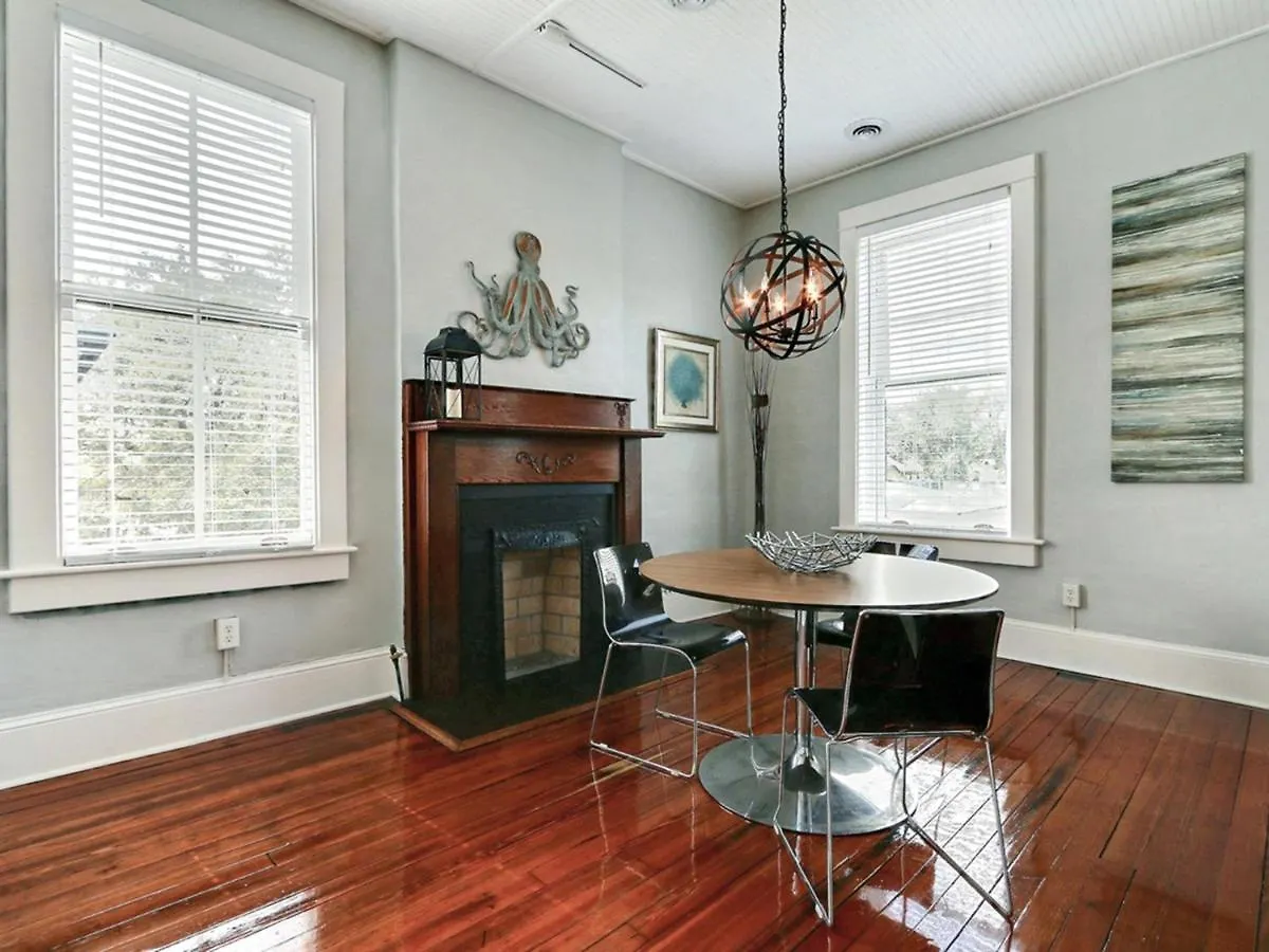 Lafayette Row Unit 3 Apartment Savannah