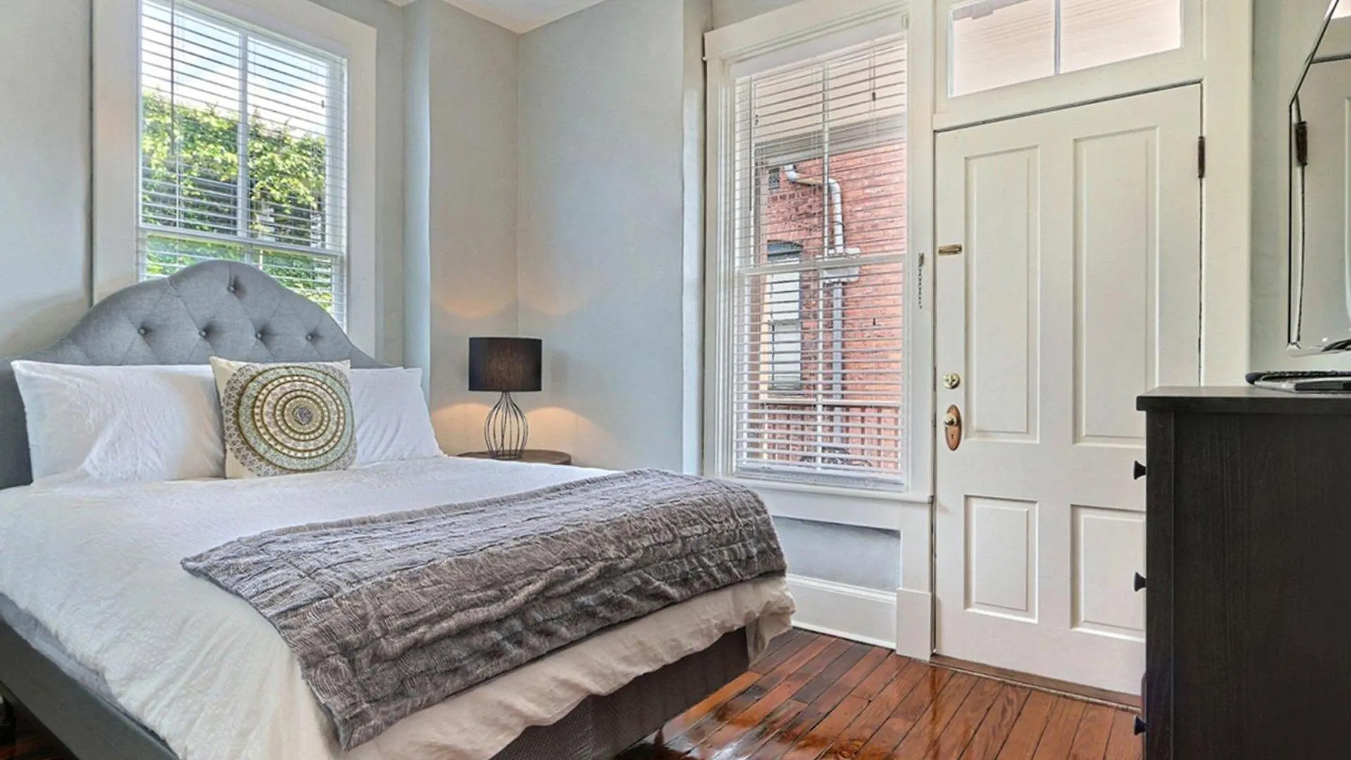 Lafayette Row Unit 3 Apartment Savannah
